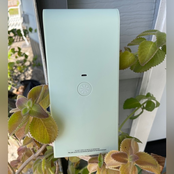 TECH Candy UV Sanitizer In Mint Green - Picture 11 of 15